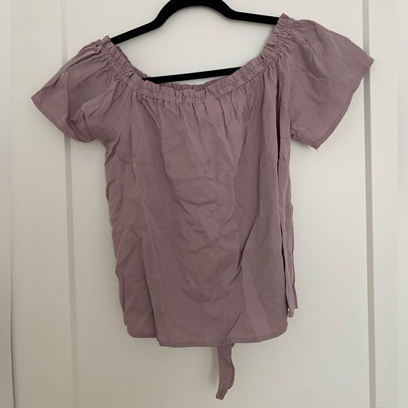 Off the Shoulder Top - Picture 3 of 3